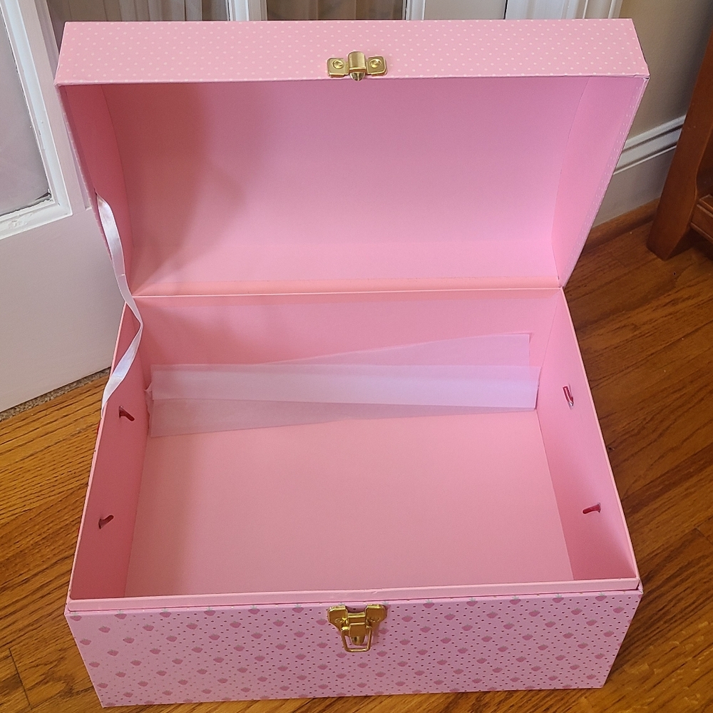 Strawberry Shortcake Storage Chest - Picture 5 of 7